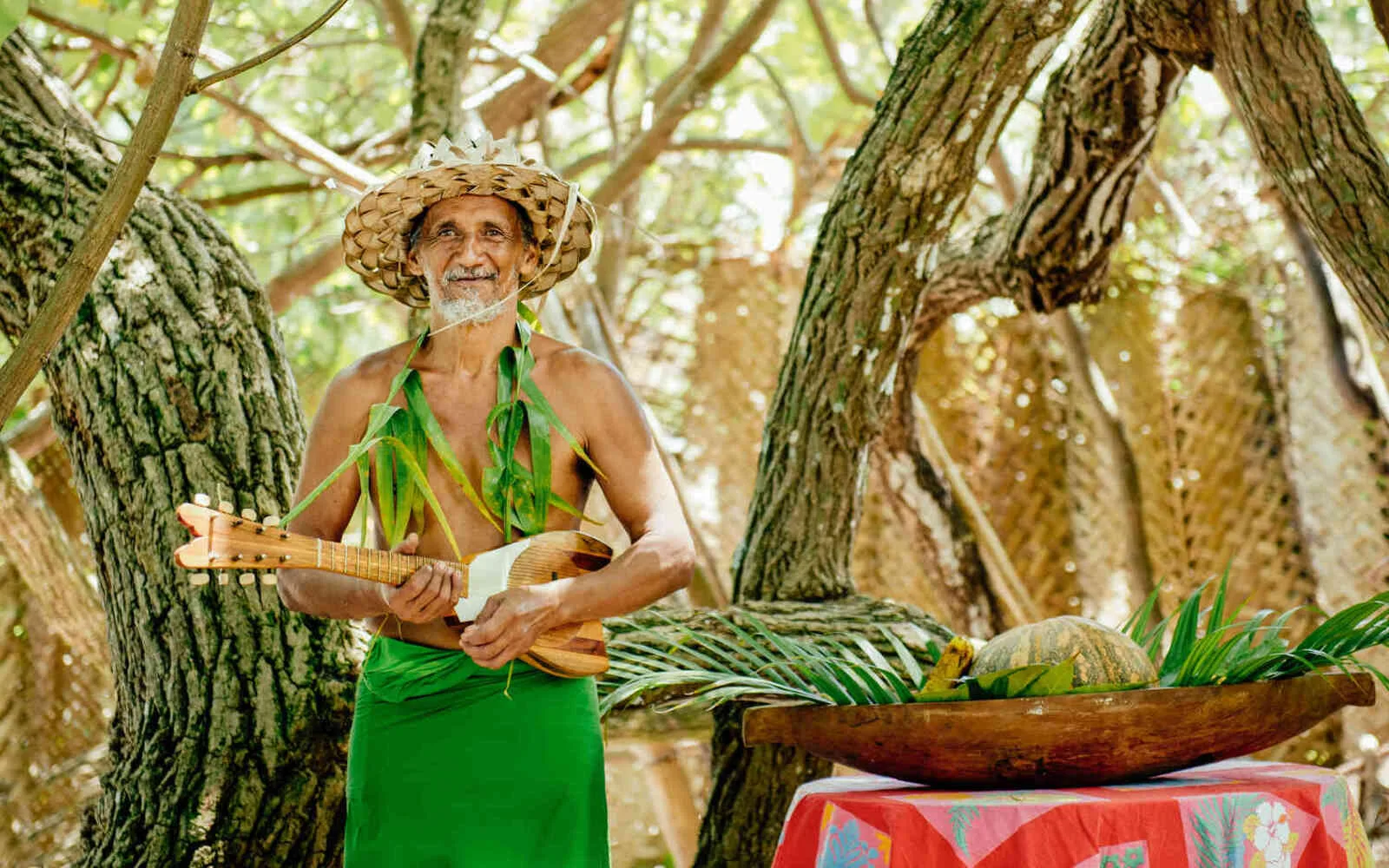 La historia del 'ukelele tahitiano - Tahiti Tourisme
