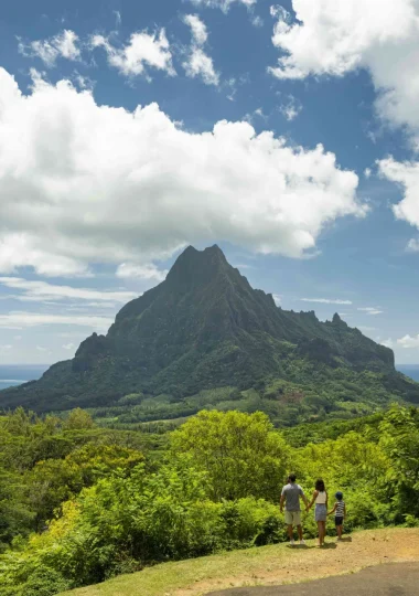 Vue sur les 2 baies de Moorea© Grégoire Le Bacon